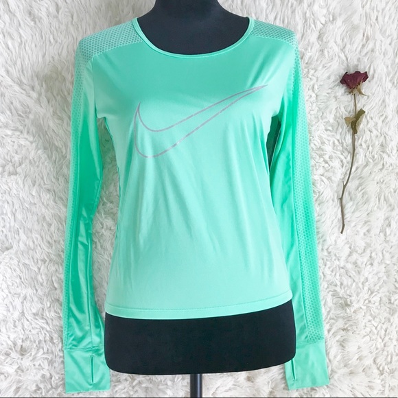 mint green running top